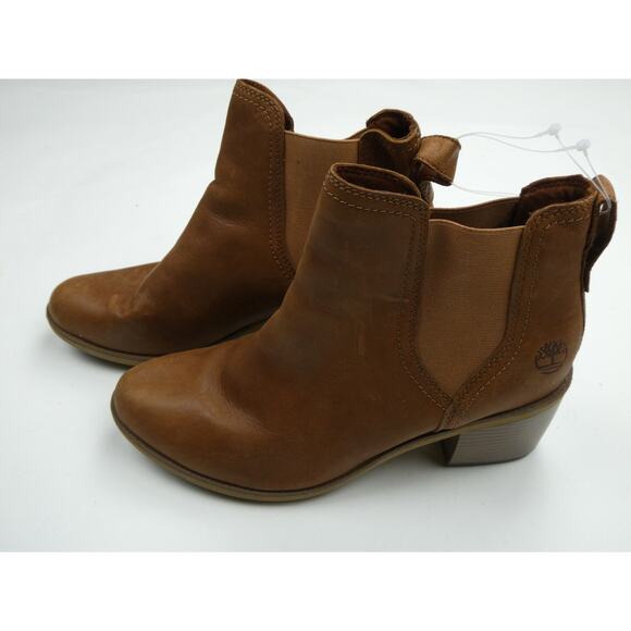 brynlee park chelsea boot